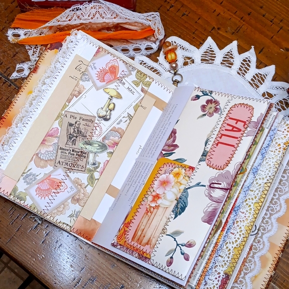 Gratitude Soft Plush Cover Fall Junk Journal - Picture 5 of 13